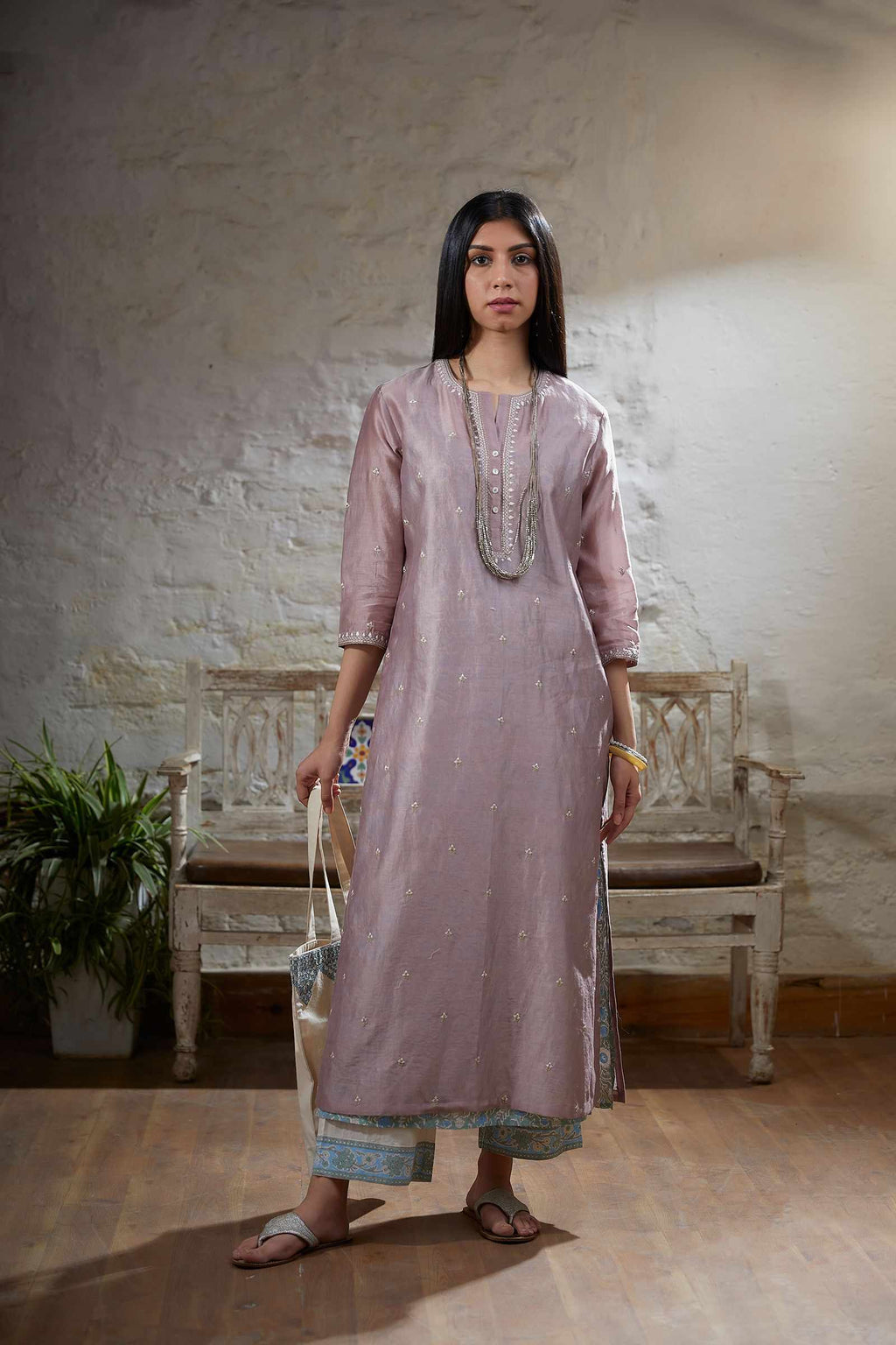 Lilac straight double layer embroidered kurta set with printed slip inside