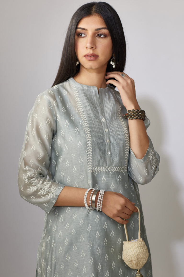 Greenish grey Chanderi kurta set with zari embroidery