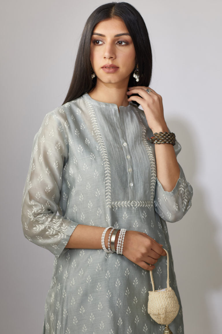 Greenish grey Chanderi kurta set with zari embroidery