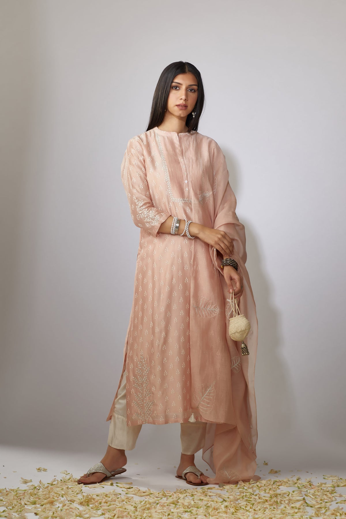 Pink Chanderi kurta set with zari embroidery