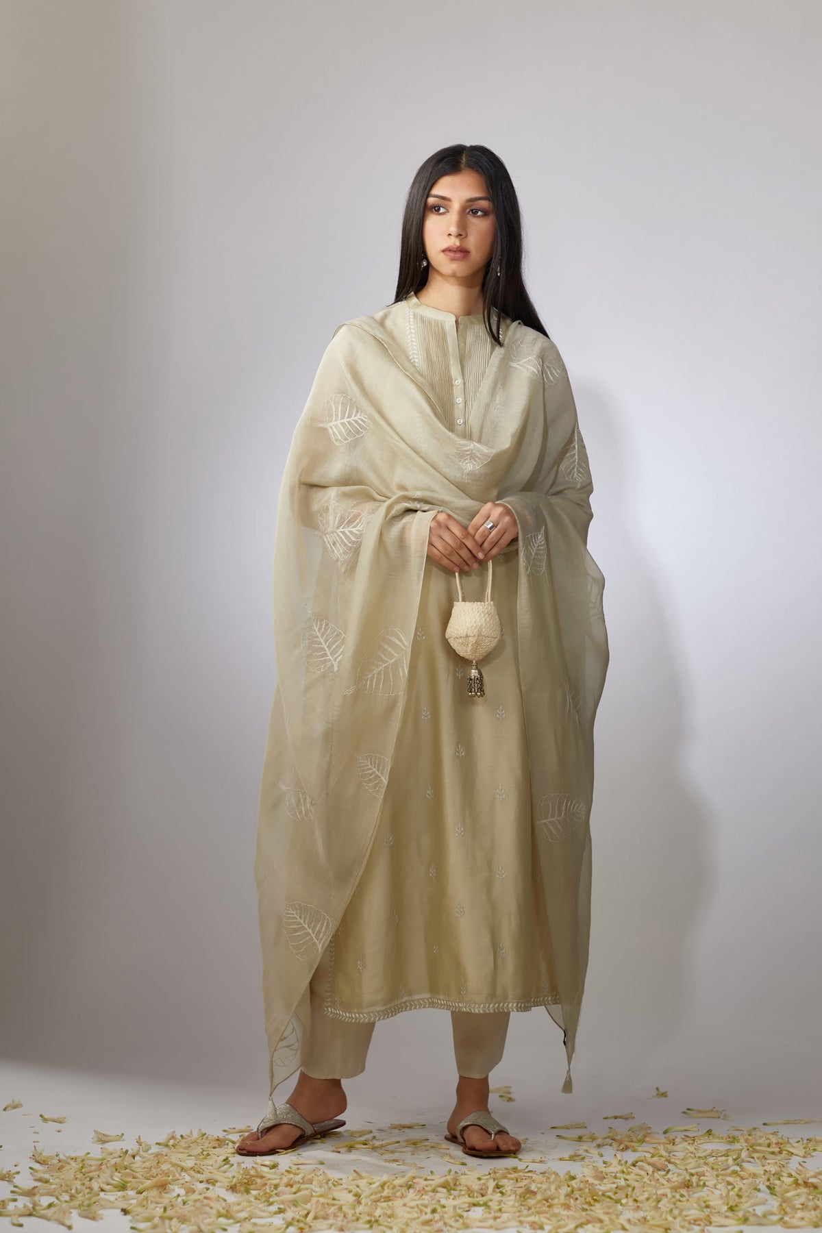 Olive straight Chanderi kurta set with aari embroidery