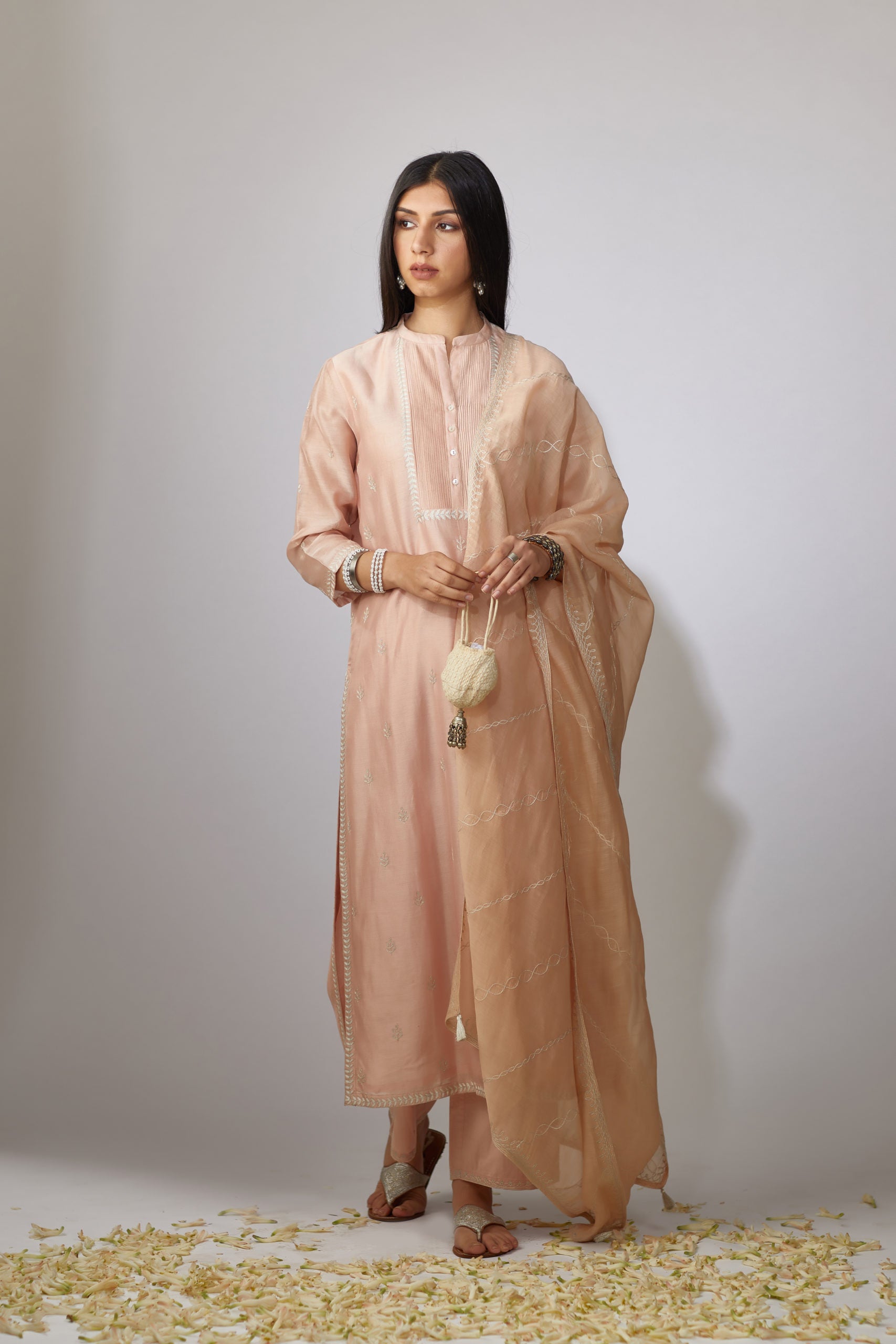 Pink straight Chanderi kurta set with aari embroidery