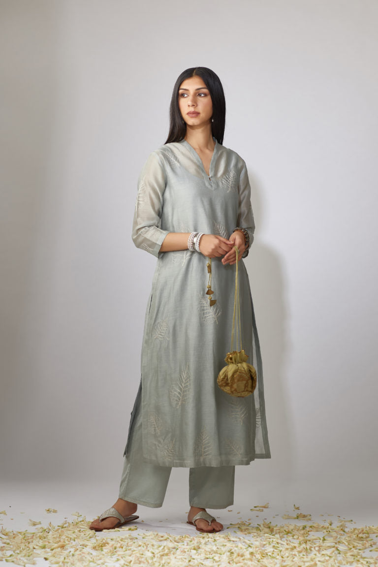 Grey straight kurta set with zari embroidery