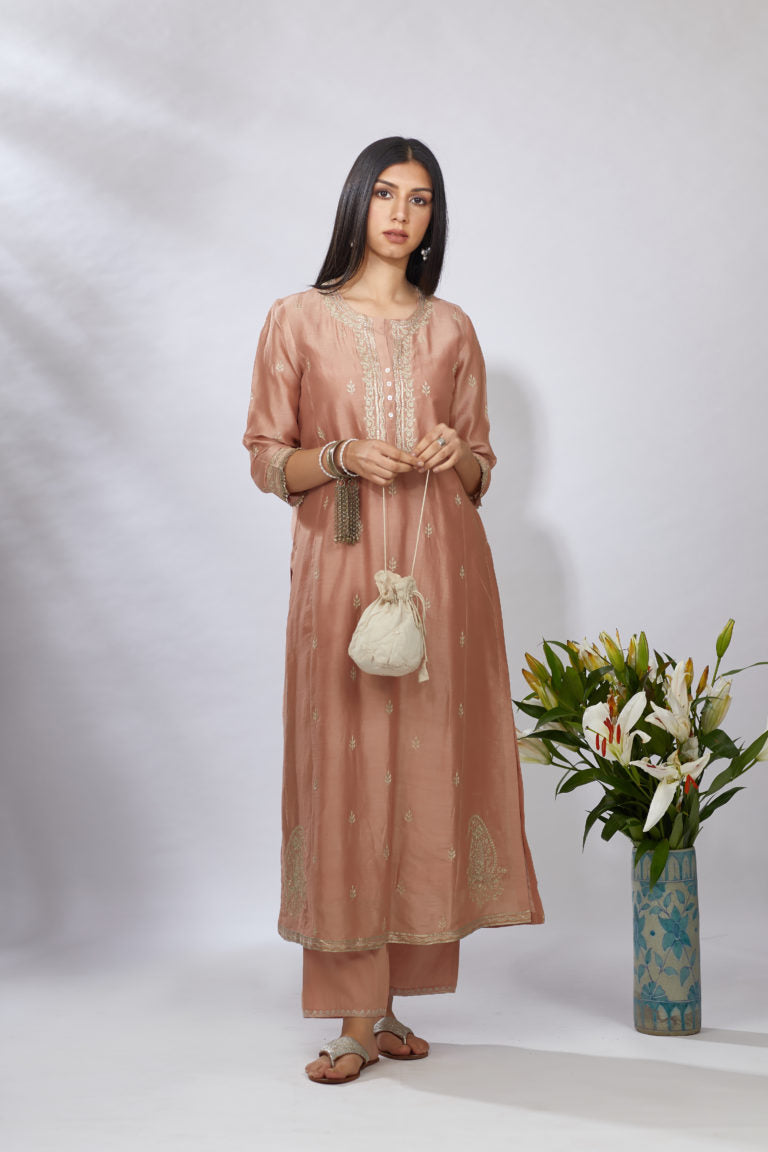 Dusty rust straight kurta set with zari embroidery