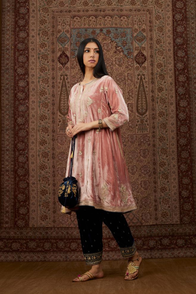 Short kalidar silk velvet kurta set with button placket and all over gold gota and zari embroidery.