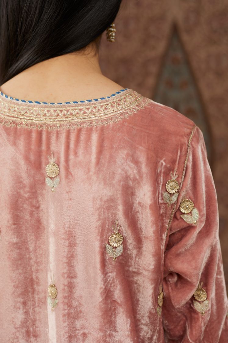Short kalidar silk velvet kurta set with button placket and all over gold gota and zari embroidery.