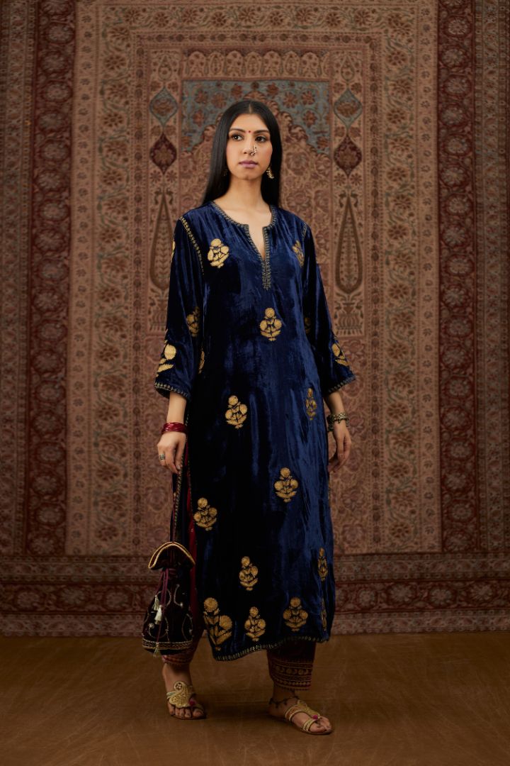 Navy blue silk velvet straight kurta set with all over gold zari embroidery butas.