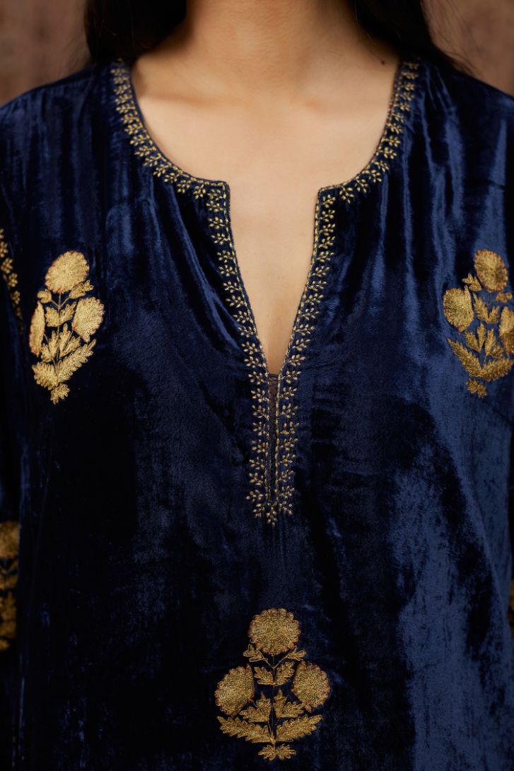 Navy blue silk velvet straight kurta set with all over gold zari embroidery butas.