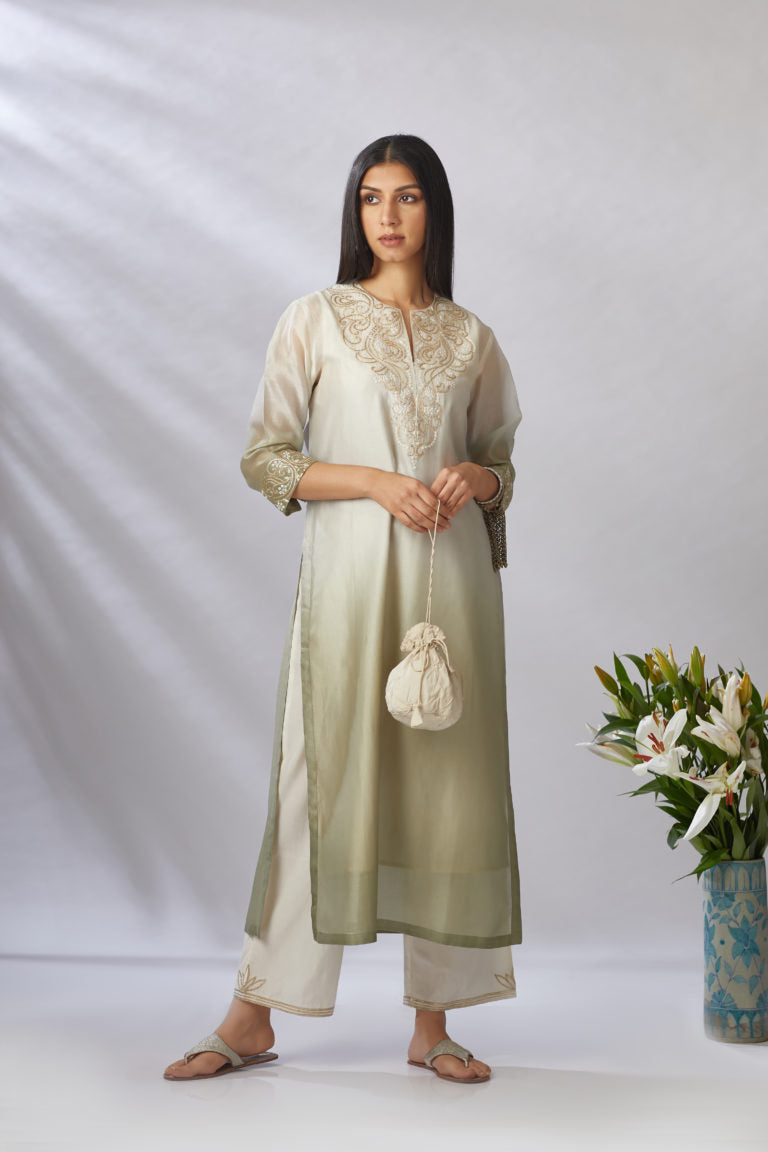 Straight kurta set with ombre and gota embroidery at neck