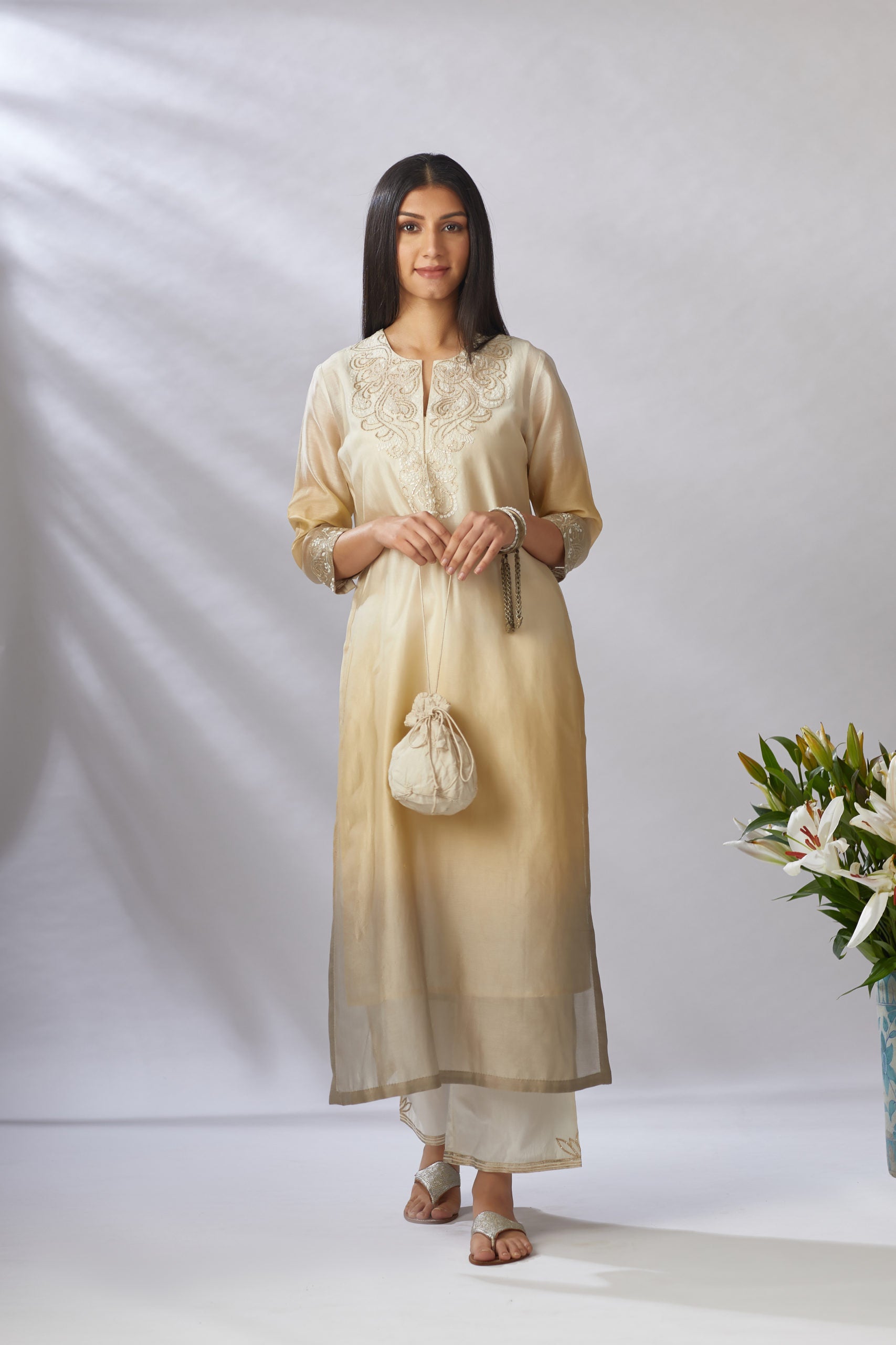 Straight kurta set with ombre and gota embroidery at neck