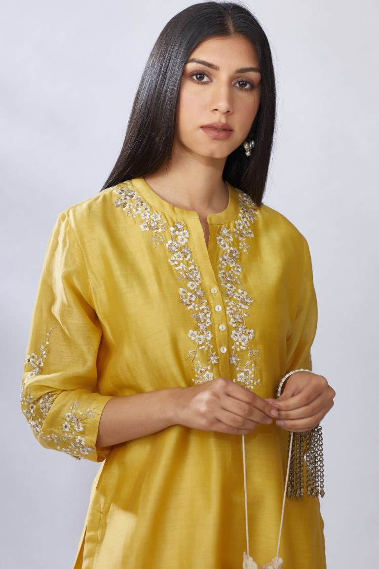 Yellow straight kurta set, detailed with gota and sequin embroidery