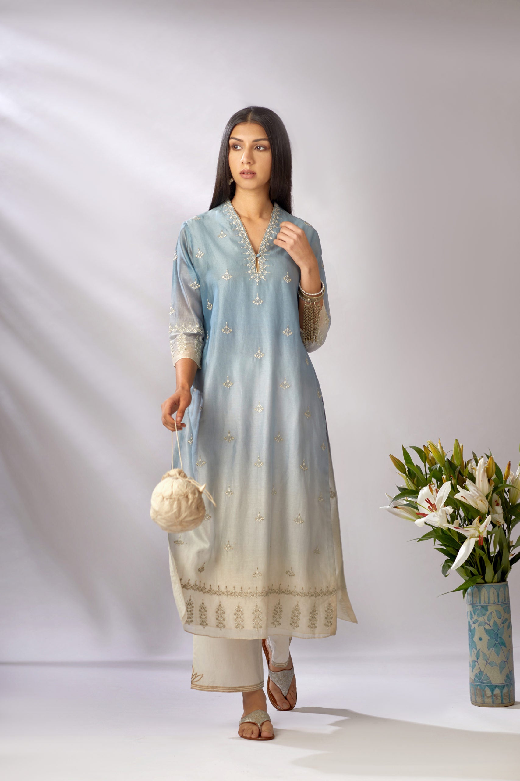 Blue ombre dyed straight kurta set, detailed with floral thread and zari embroidery