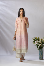 Pink ombre dyed straight kurta set, detailed with floral thread and zari embroidery