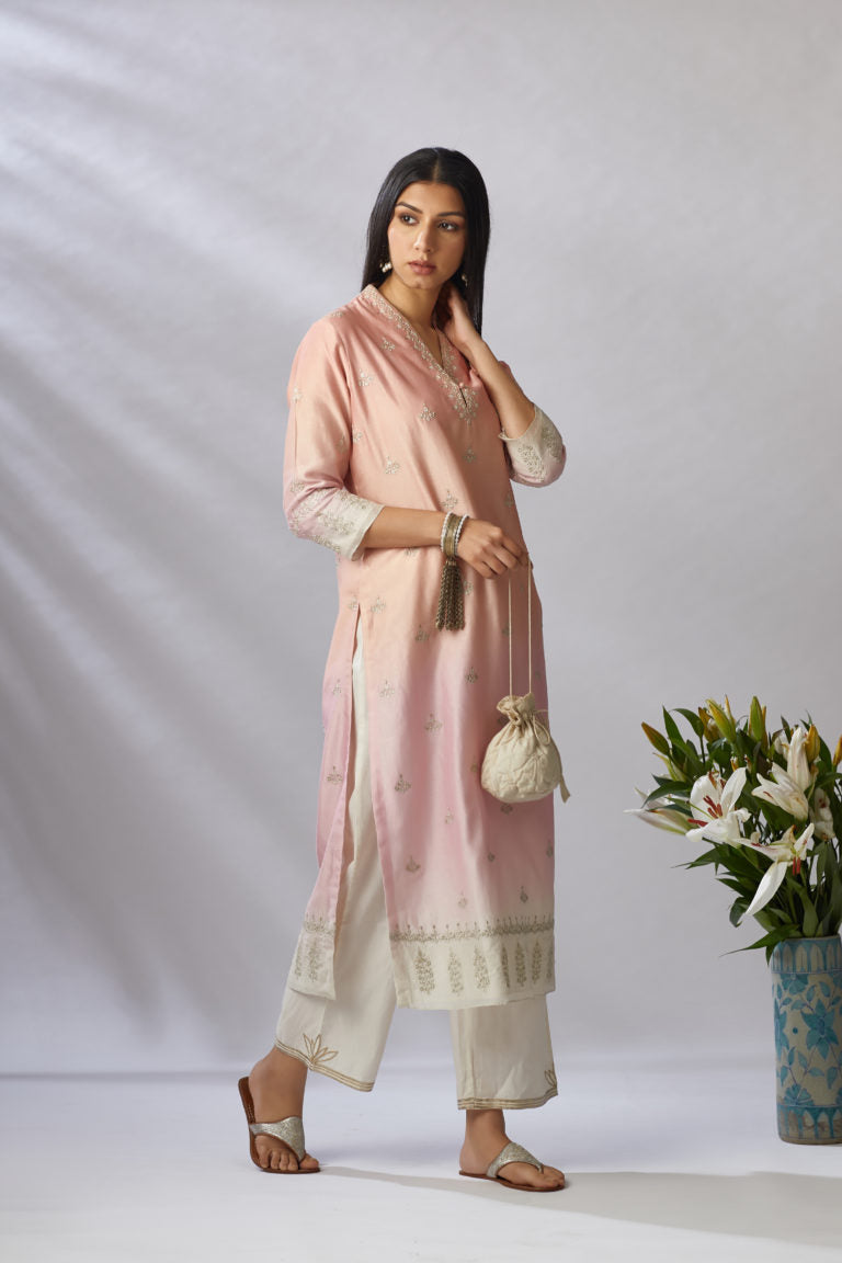 Pink ombre dyed straight kurta set, detailed with floral thread and zari embroidery