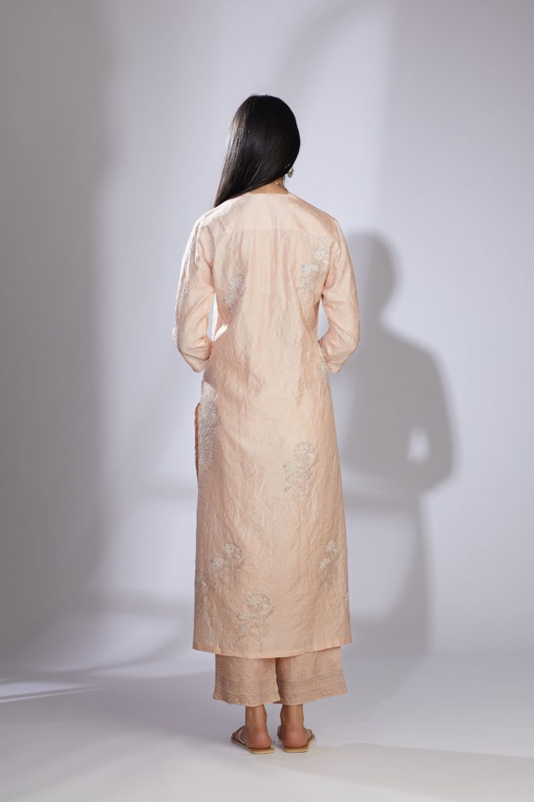 Peach straight silk crushed kurta set with block print and embellishment