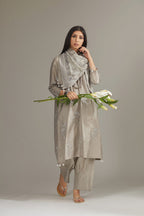 Grey hand crushed, block printed and embellished silk kurta set with pin tucks at placket