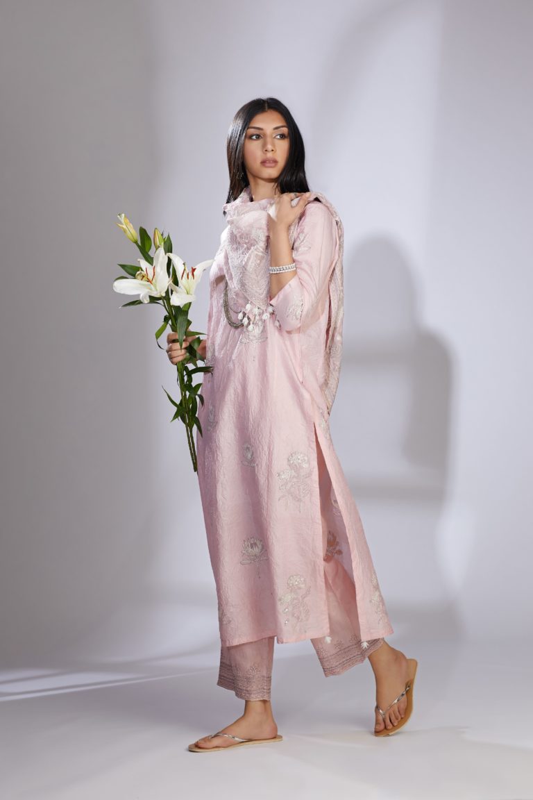 Pink hand crushed silk kurta set with block print and embellishment