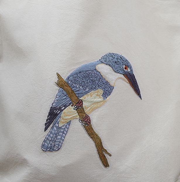 Ivory tote bag with a 3D embroidered Blue Jay