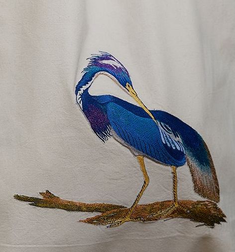 Embroidered 3D-Pelican ivory Canvas tote bag