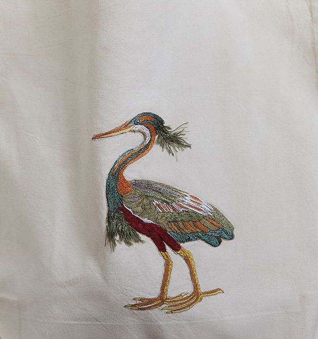 Ivory Canvas tote bag with embroidered 3D-Crane bird